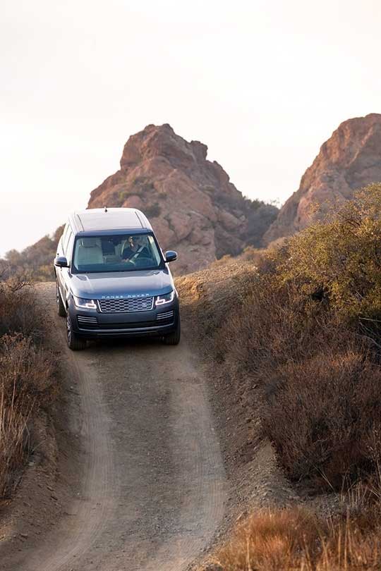 Range Rover Sport plug-in hybrid on trail