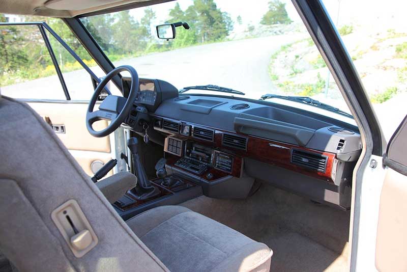 2-Door Range Rover Classic Interior Shot