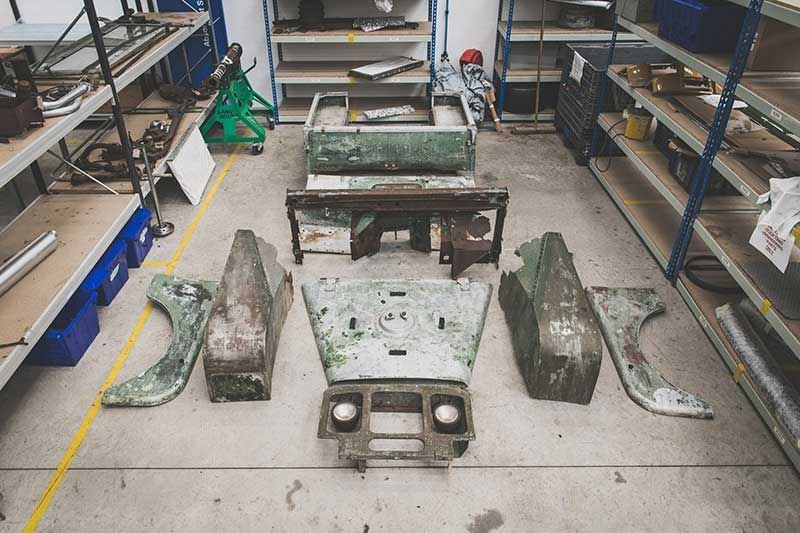 First Land Rover Series 1 Dissected