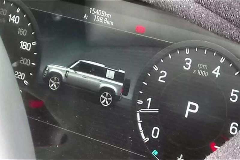 Internal display spy shot for Land Rover Defender